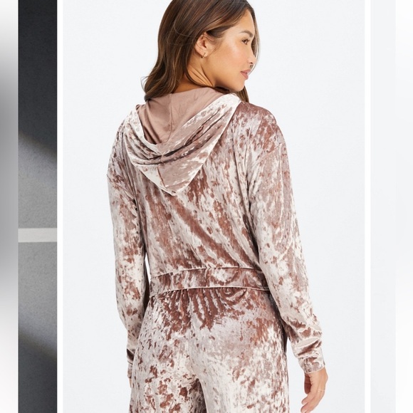 New! Fabletics 3-piece Set Crushed Velour Zip Up Hoodie/Legging/Bra-Top Sz Small - Picture 4 of 16